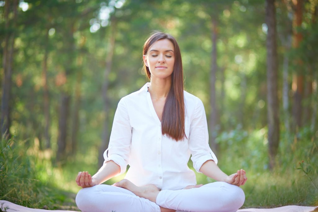 Bạn đã biết gì về Thiền Vipassana? "Ai cũng thiền được" sẽ lý giải tất tần tật 72 pháp thiền, không chỉ là sách thiền Vipassana!